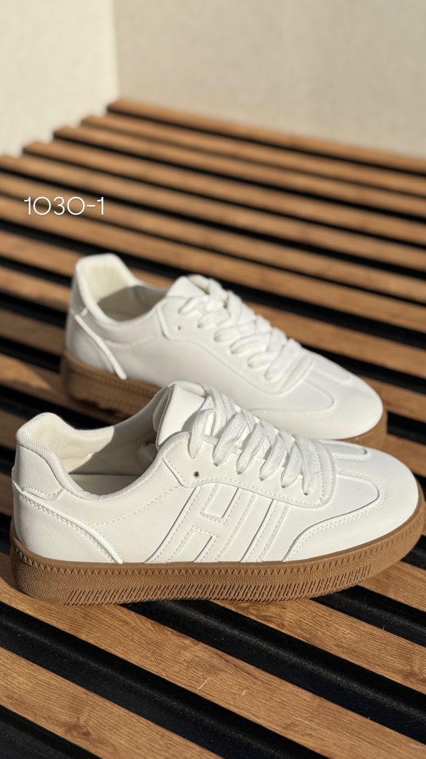 1030-1